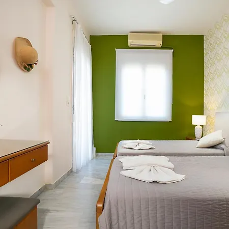 Pantelis Villa *